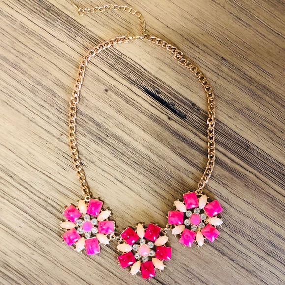Jewelry - Pink Glass Crystal Flowers Statement Necklace